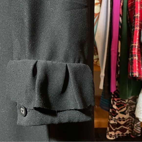 Banana Republic little black dress size 4 - Picture 4 of 8